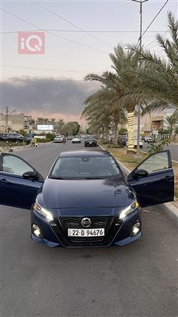 نيسان ألتيما